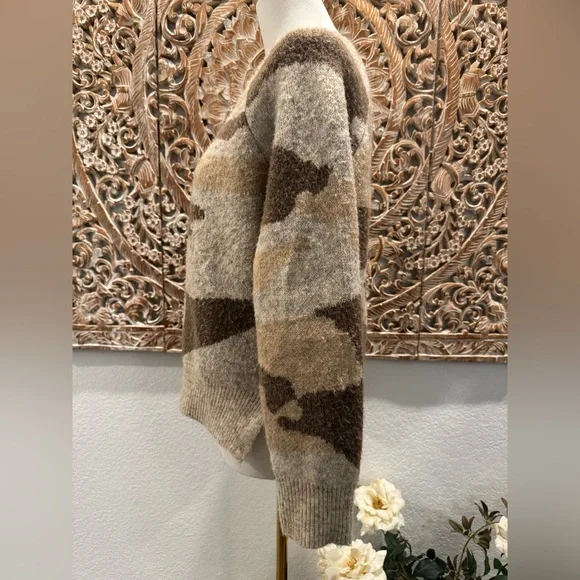 Anthropologie Moth Super Soft Neutral Camo Crewneck Knit Sweater - Picture 7 of 12